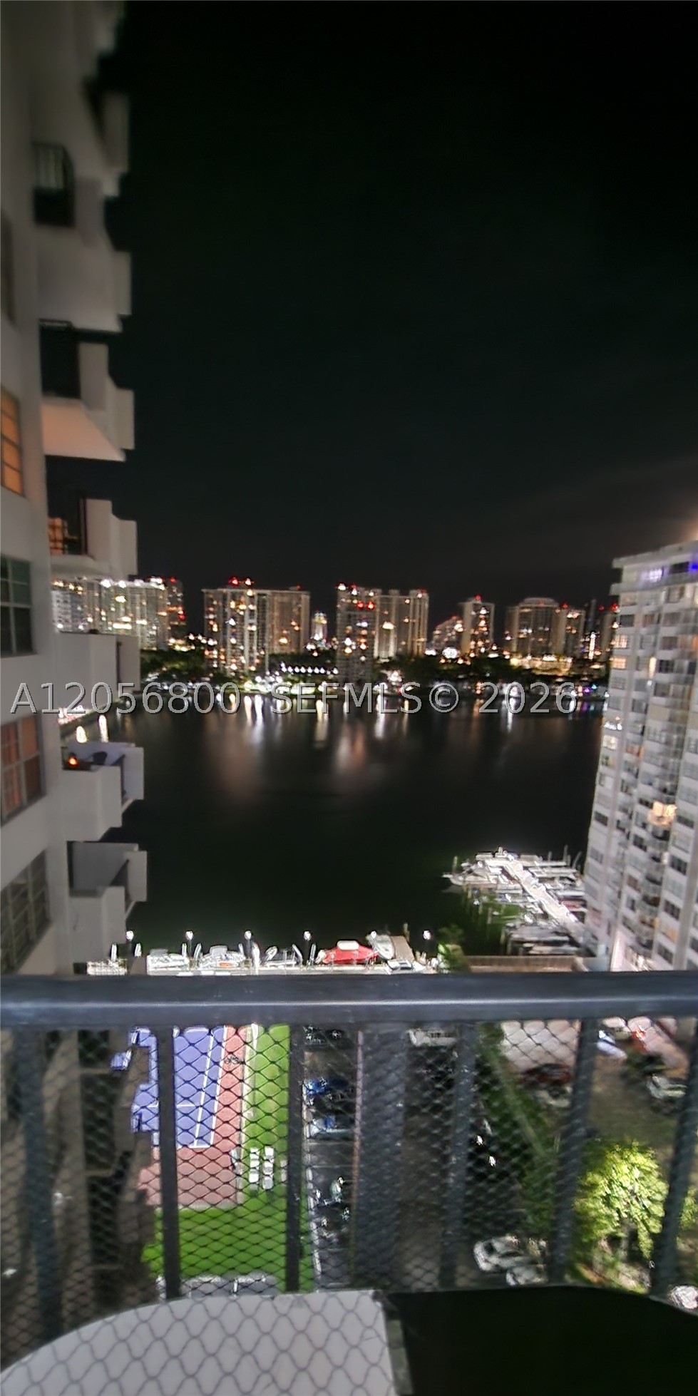 COMMODORE PLAZA CONDO - Residential