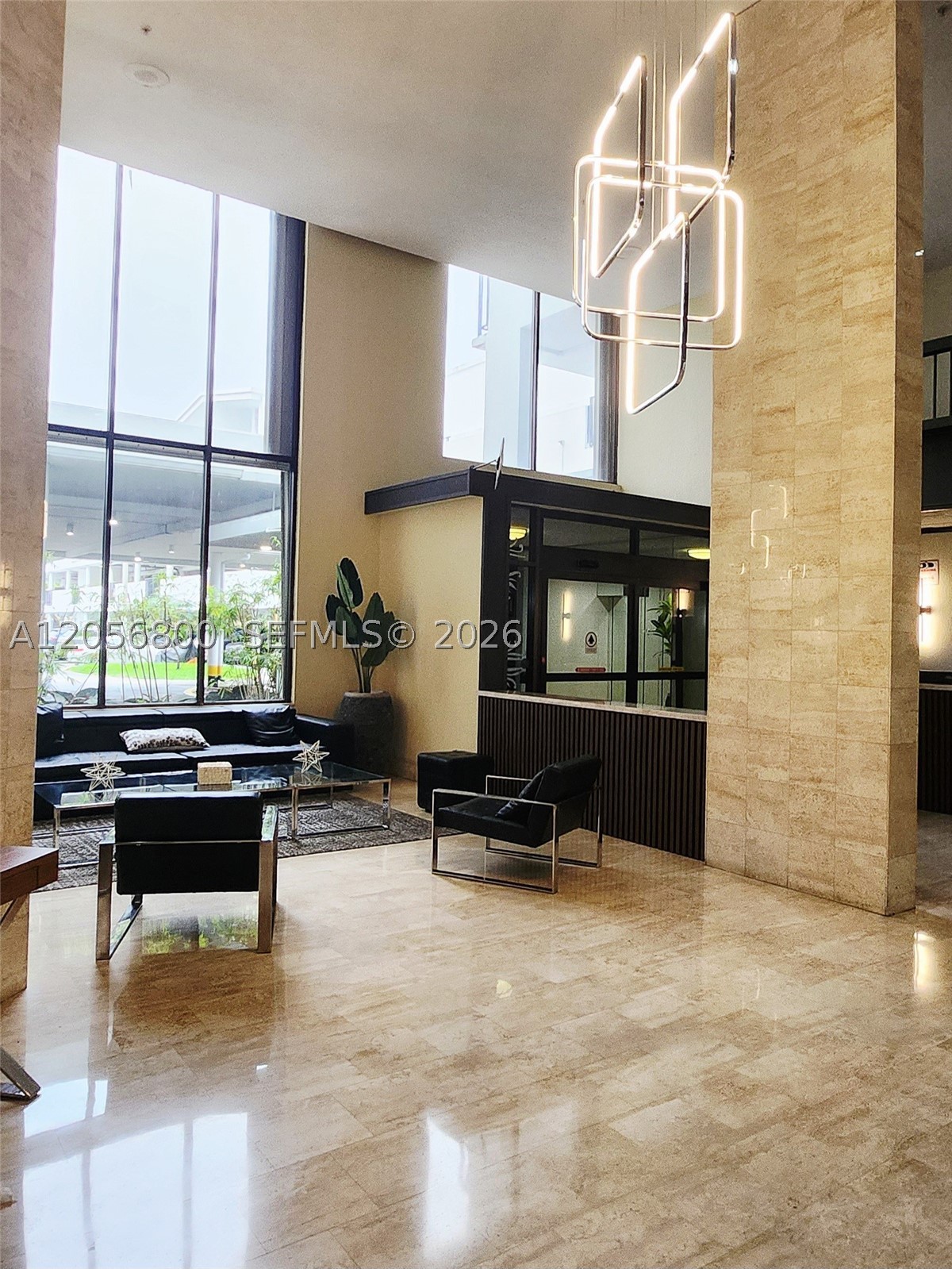 COMMODORE PLAZA CONDO - Residential