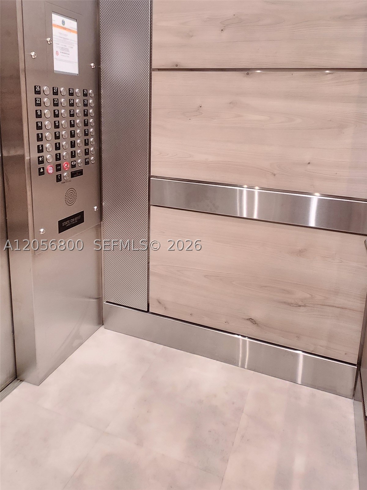 COMMODORE PLAZA CONDO - Residential