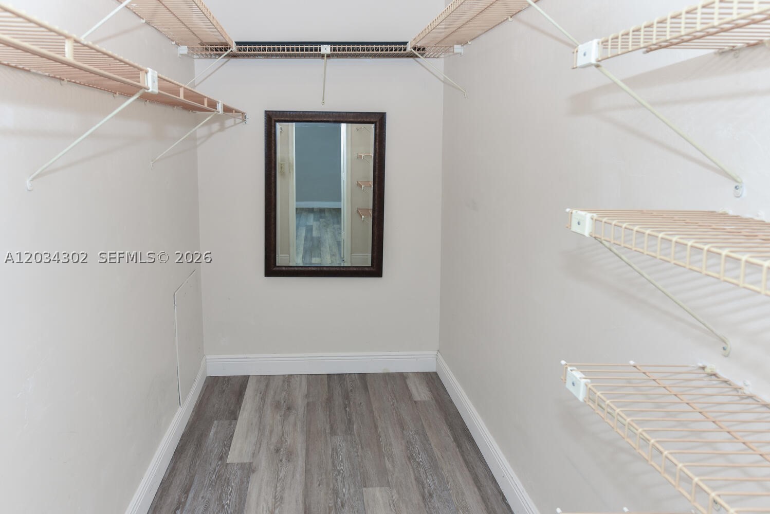 GOLDEN ARROW CONDO - Residential