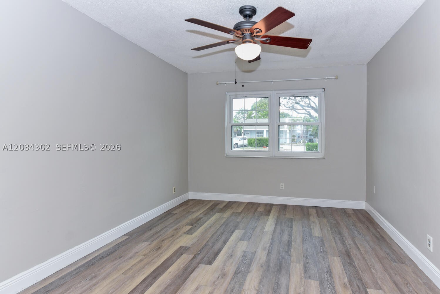 GOLDEN ARROW CONDO - Residential