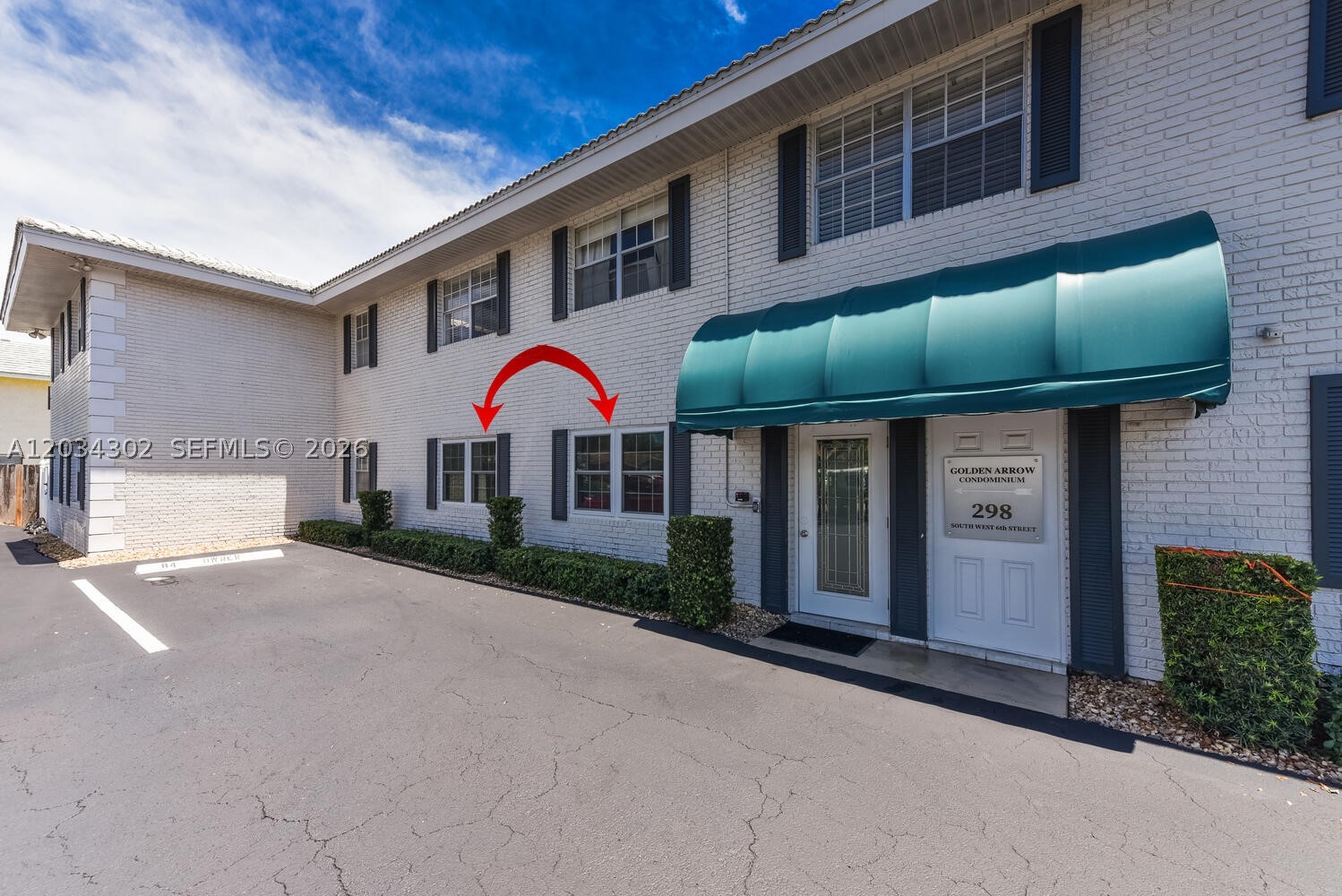 GOLDEN ARROW CONDO - Residential