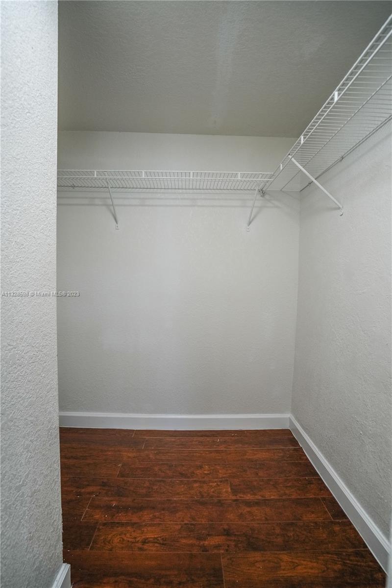 BAYVIEW TOWNHOMES CONDO - Residential Lease