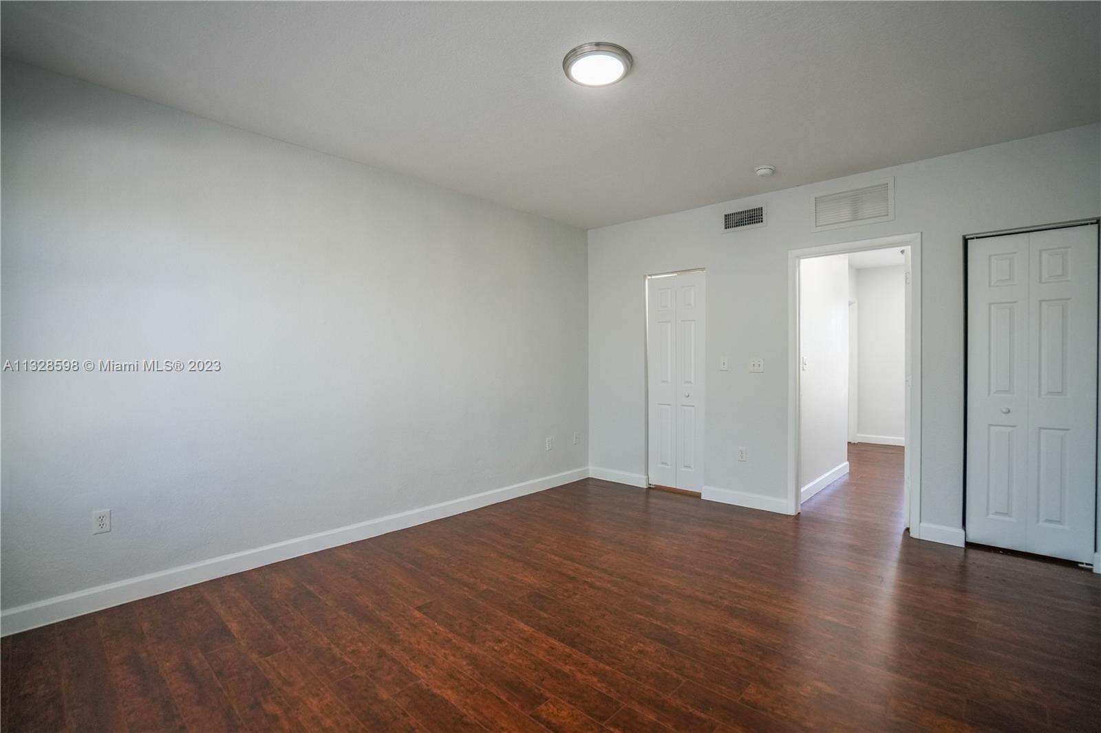BAYVIEW TOWNHOMES CONDO - Residential Lease