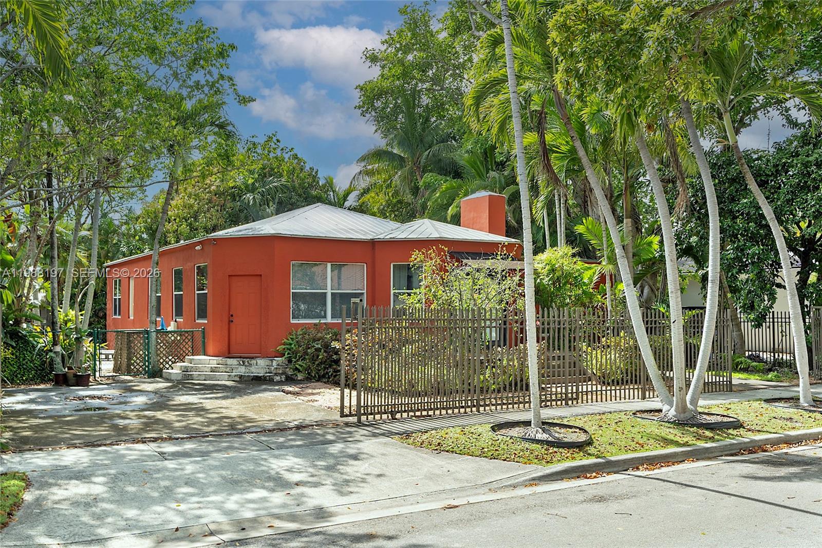 BRICKELL HAMMOCK UN 1 - Residential