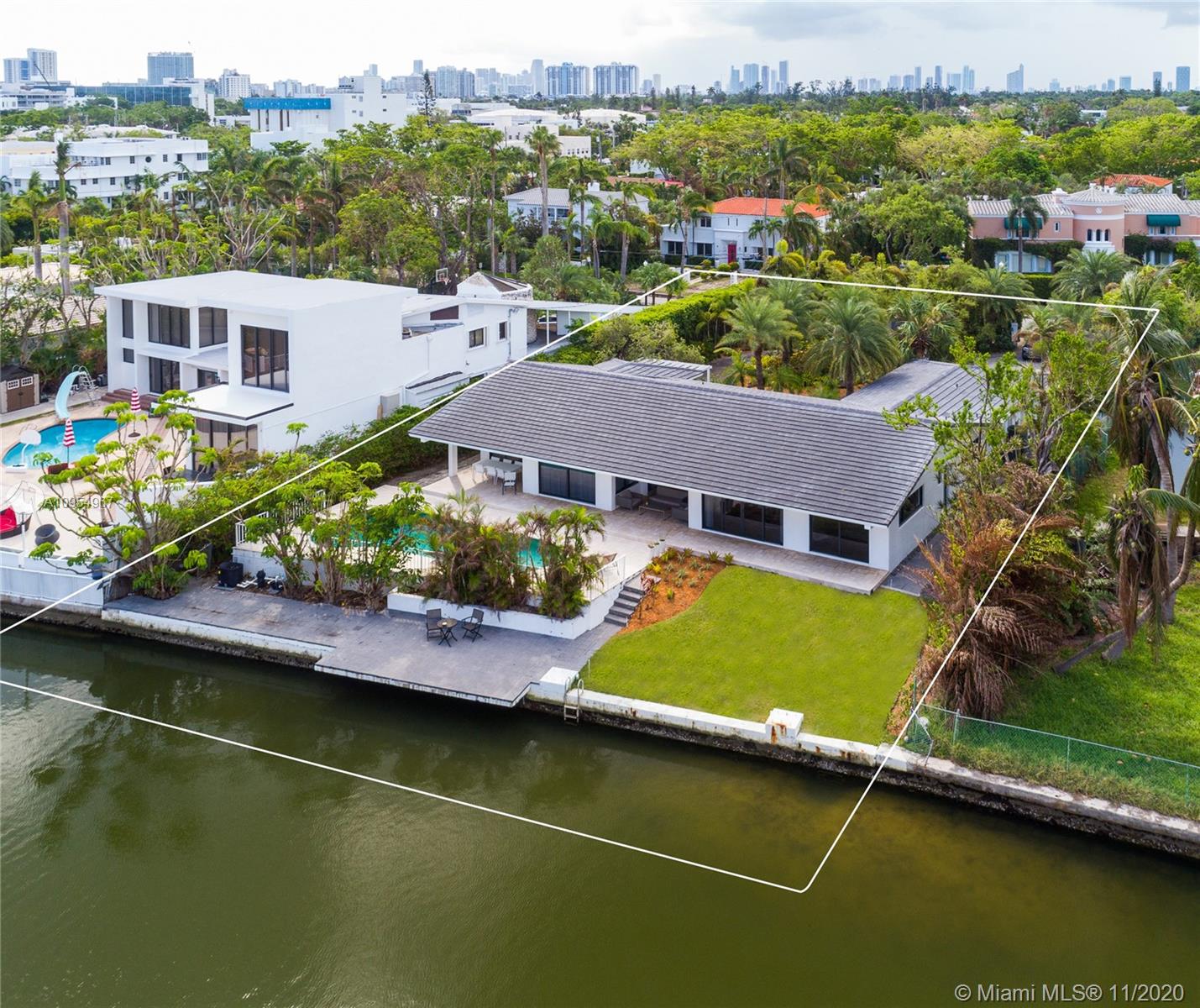 FLAMINGO TERRACE EXTENSIO - Residential