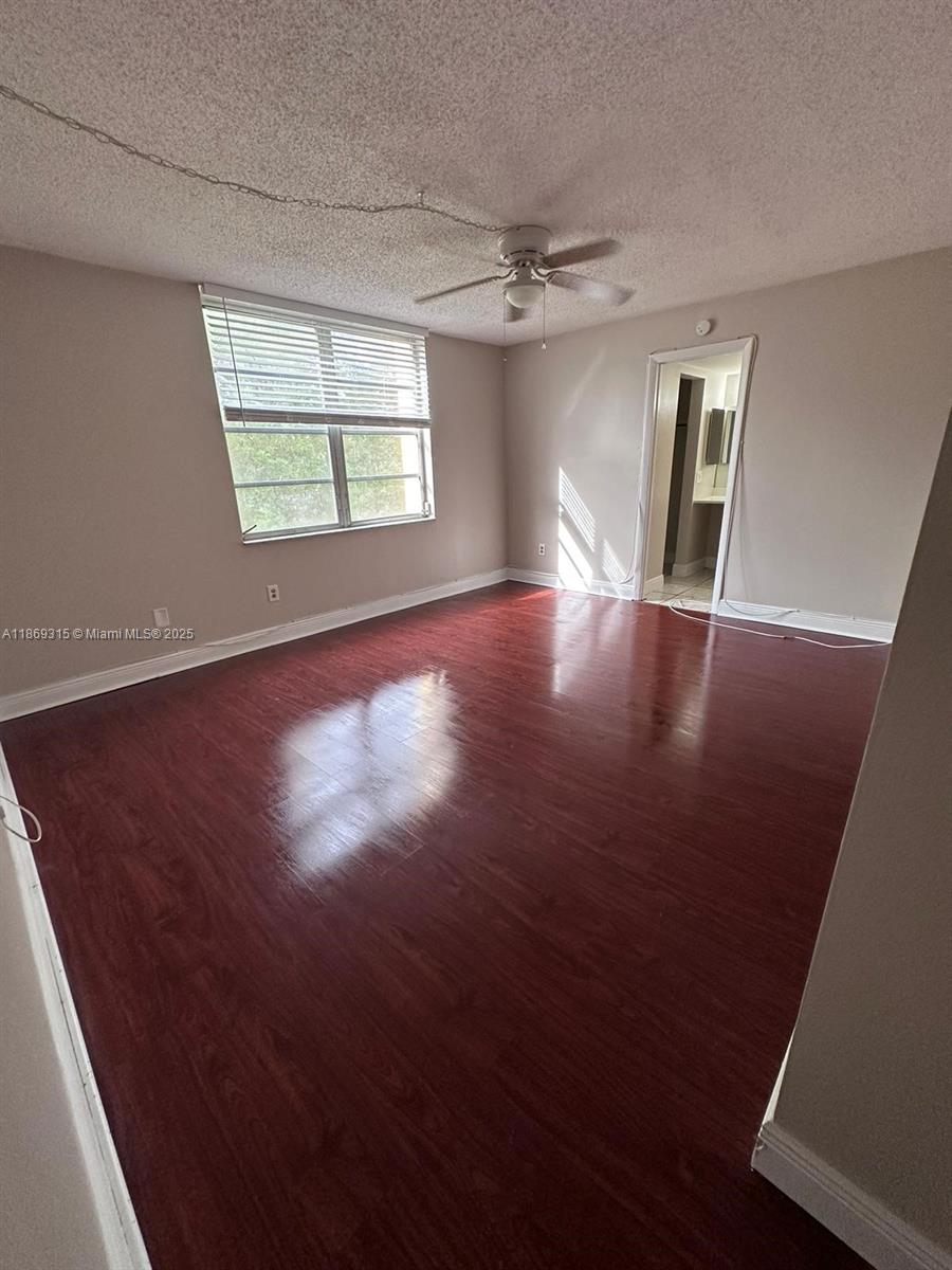 FOXCROFT APTS INC CONDO - Residential