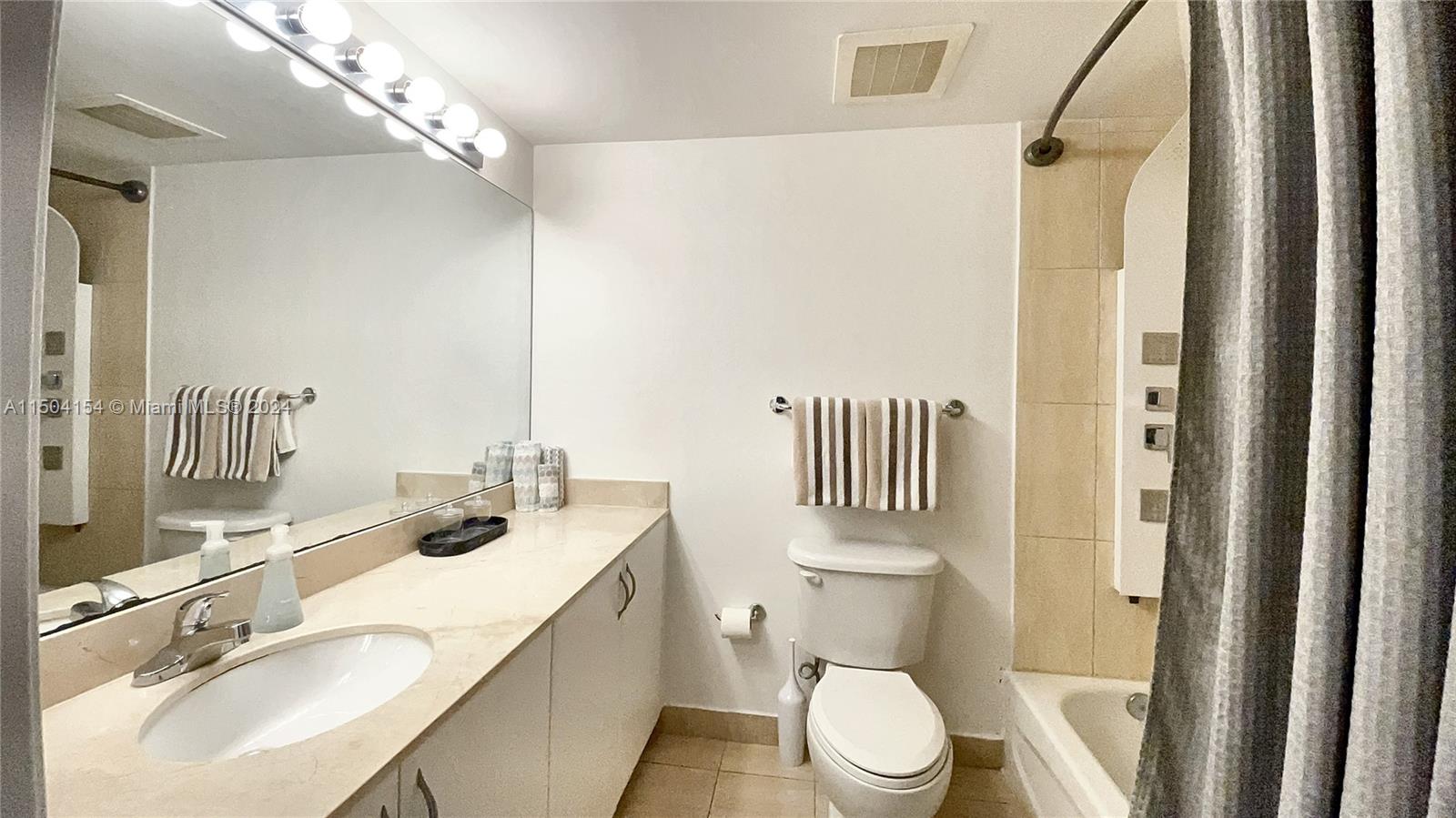 OPERA TOWER CONDO - Residential