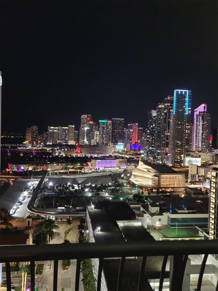 OPERA TOWER CONDO - Residential