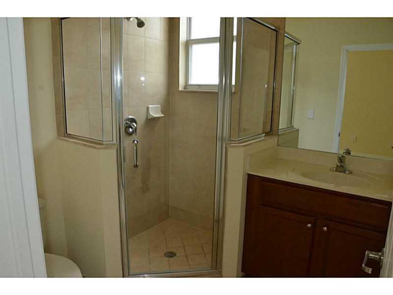 KENDALL SQUARE - Residential Lease