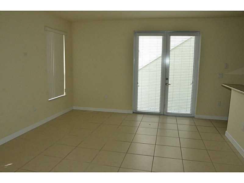 KENDALL SQUARE - Residential Lease