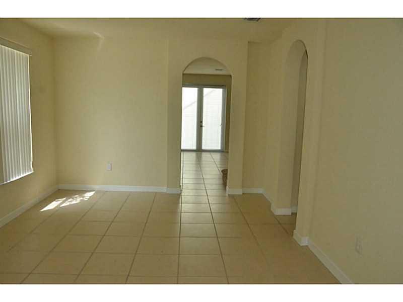 KENDALL SQUARE - Residential Lease