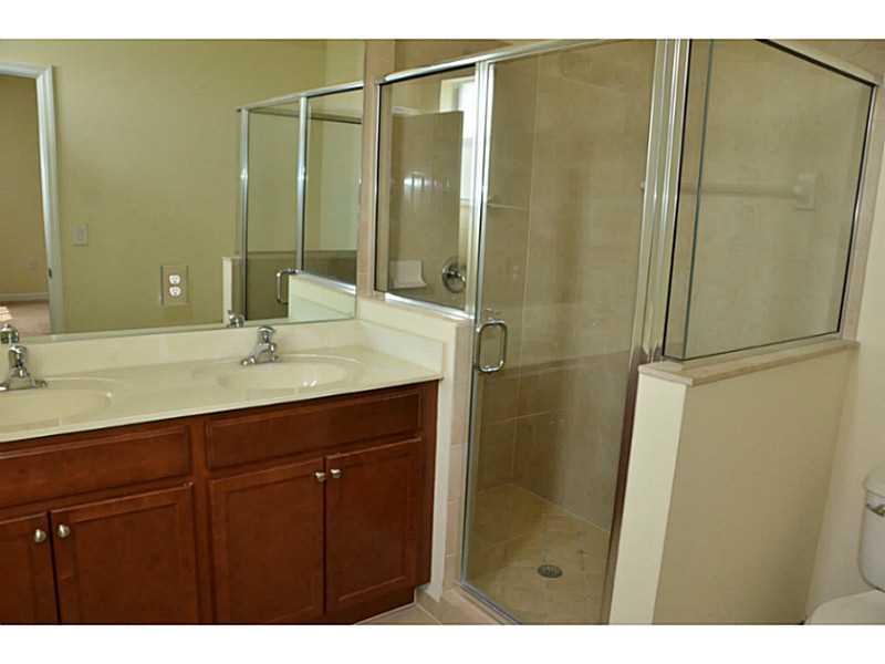 KENDALL SQUARE - Residential Lease