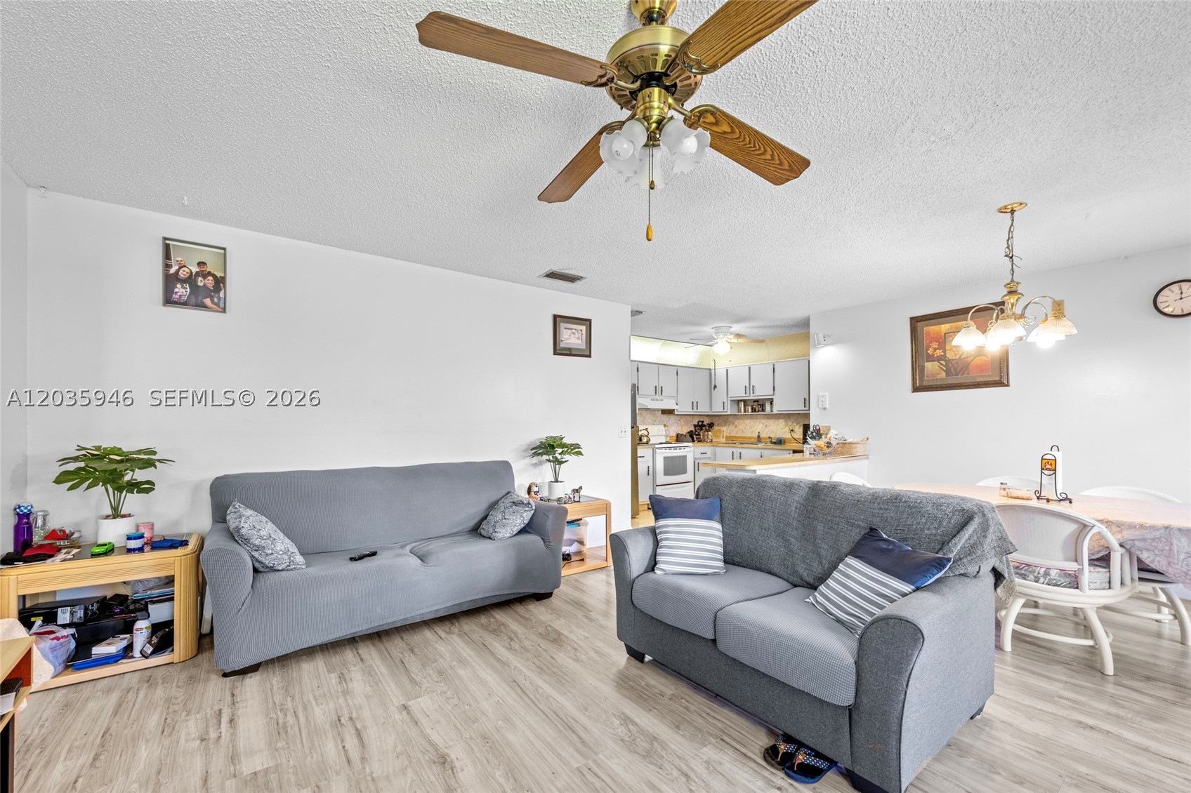 LA PINATA CONDO - Residential