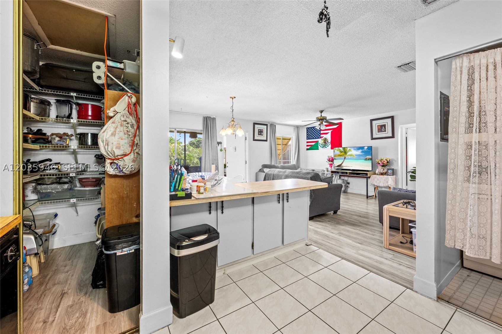 LA PINATA CONDO - Residential