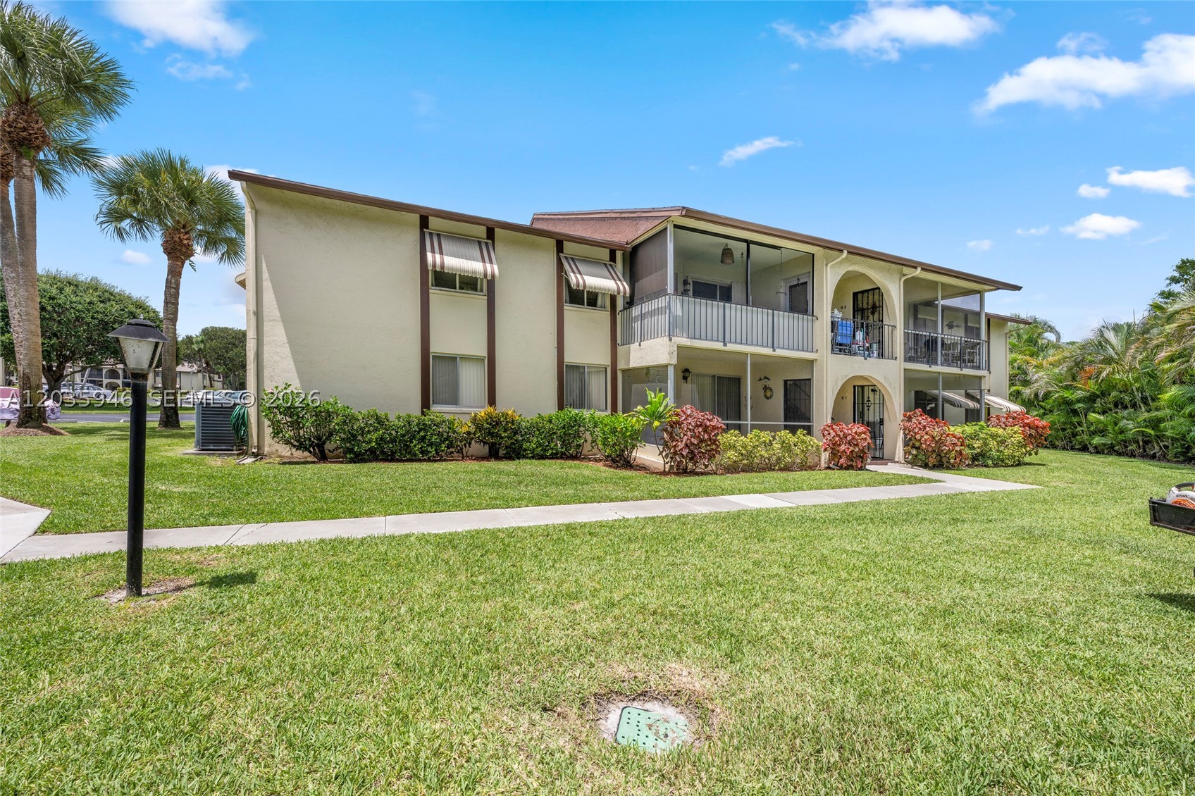 LA PINATA CONDO - Residential