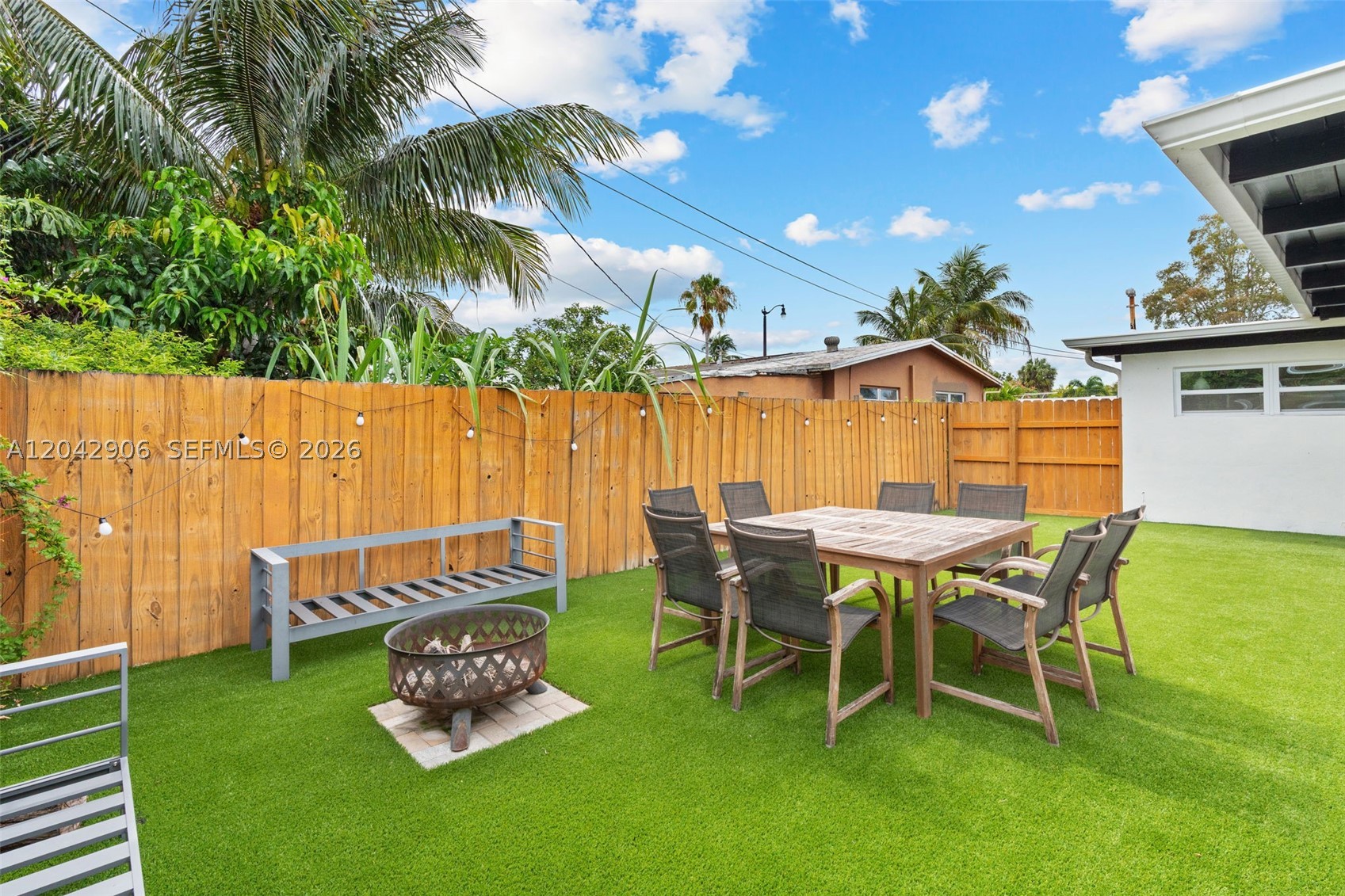 POMPANO GOLF ESTATES - Residential