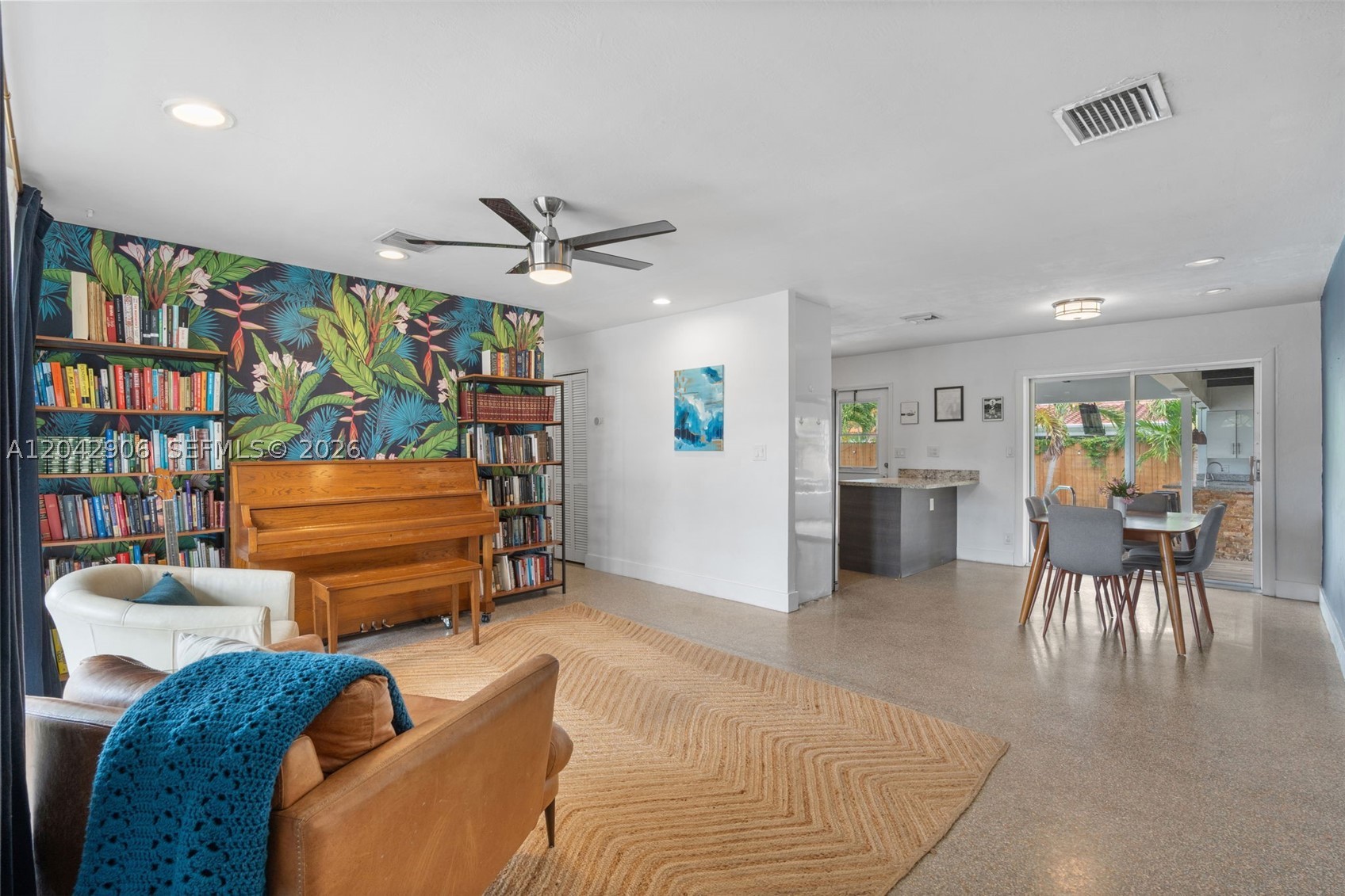 POMPANO GOLF ESTATES - Residential