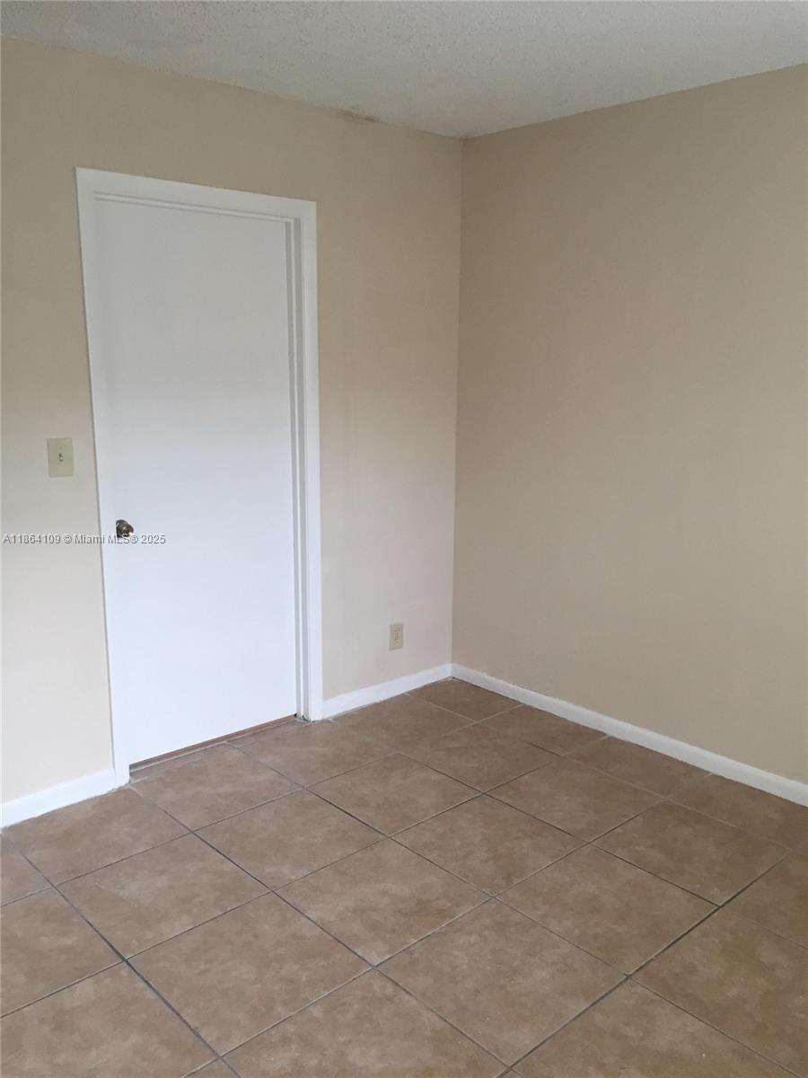 CORAL VILLAGE CONDO - Residential Lease