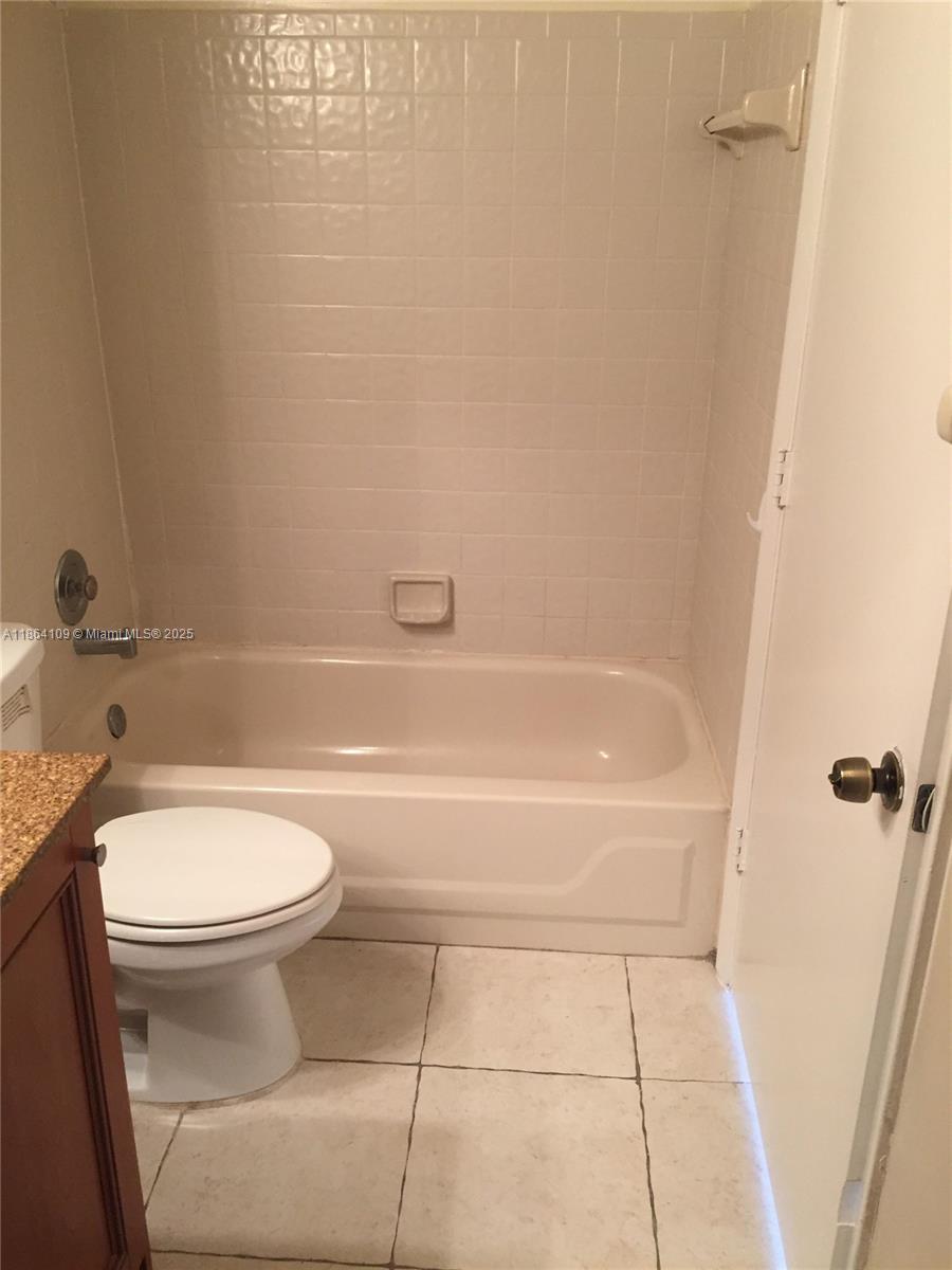 CORAL VILLAGE CONDO - Residential Lease