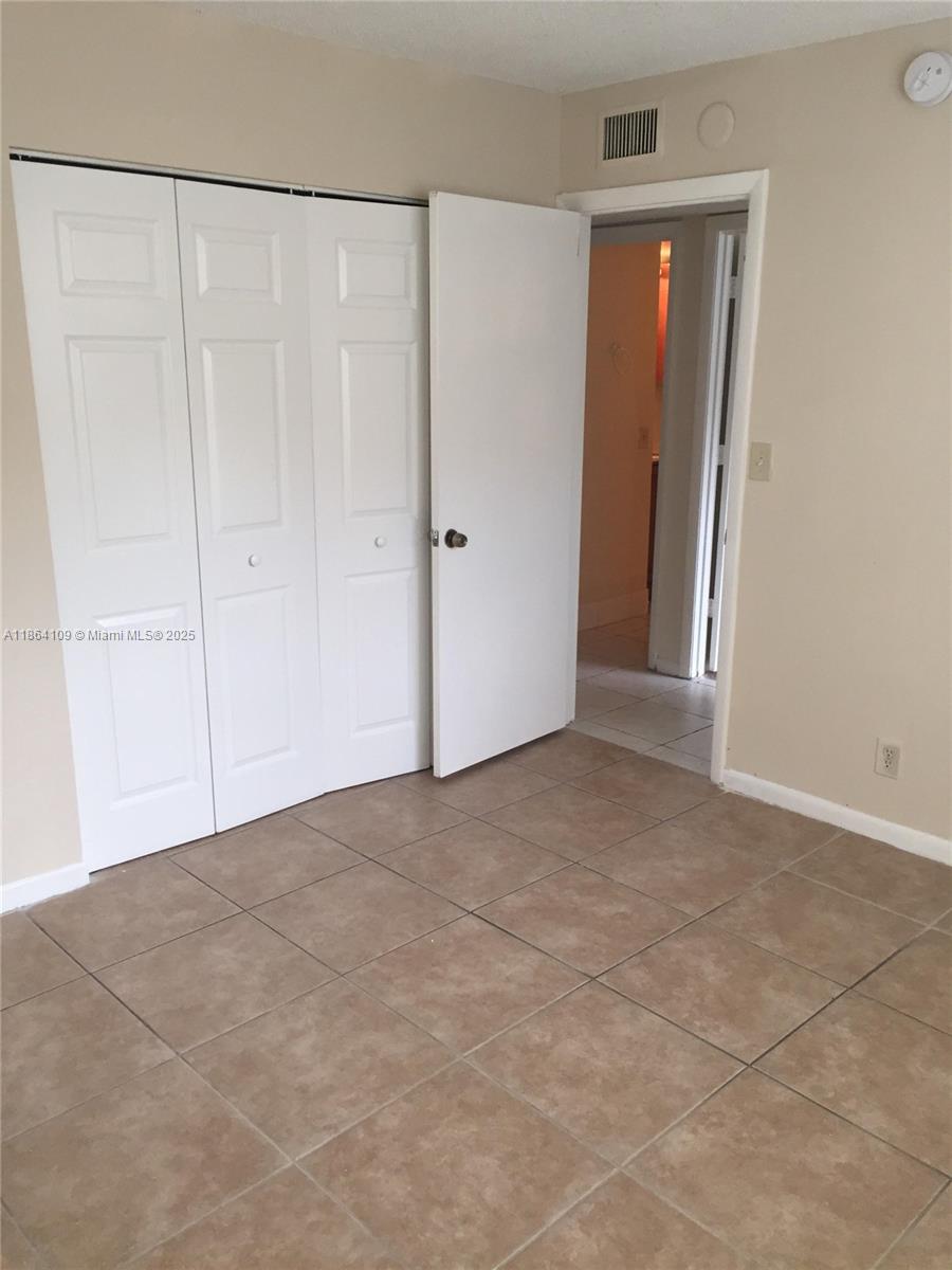 CORAL VILLAGE CONDO - Residential Lease