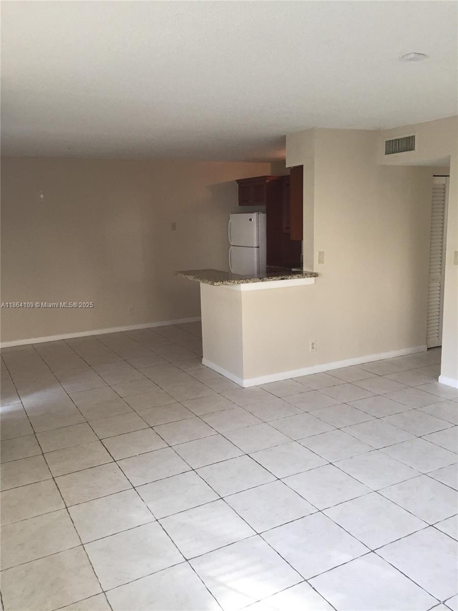 CORAL VILLAGE CONDO - Residential Lease