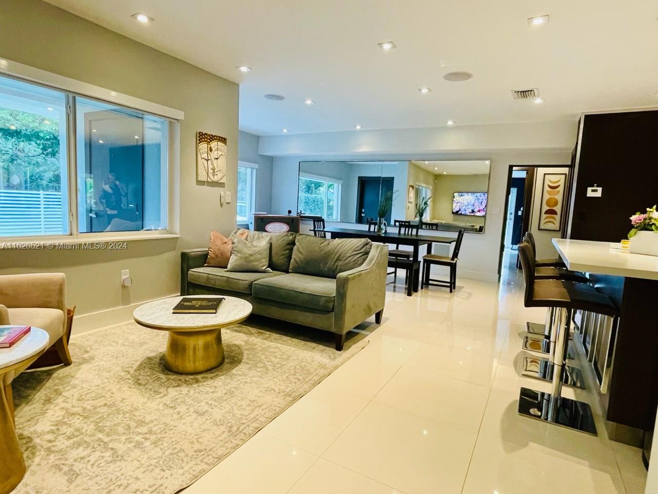 SUNNY ACRES - Residential Lease