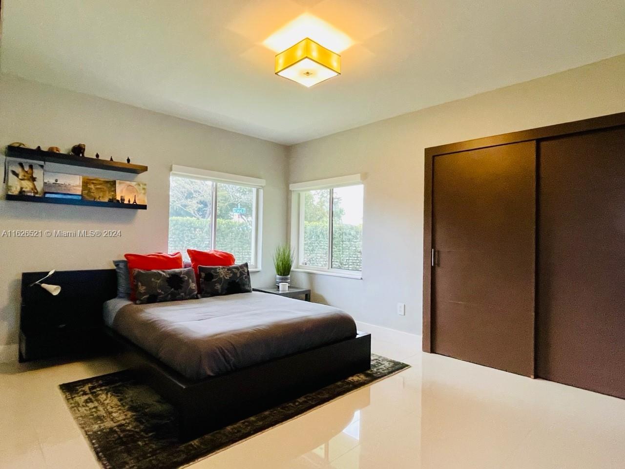SUNNY ACRES - Residential Lease