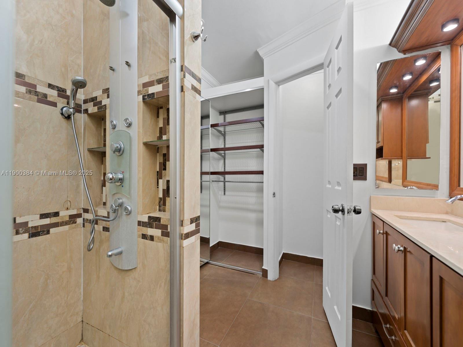 COSTA DEL SOL CONDO F - Residential Lease