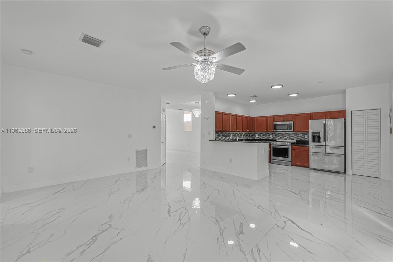 BAYWINDS OF ABACO - Residential