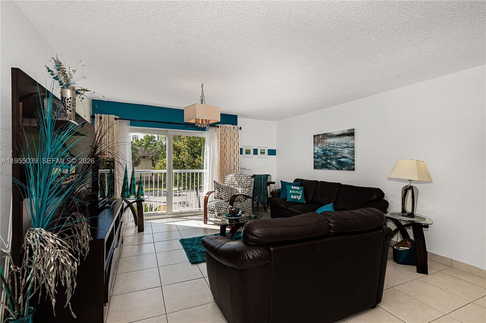 TOWNE ROYALE CONDO - Residential