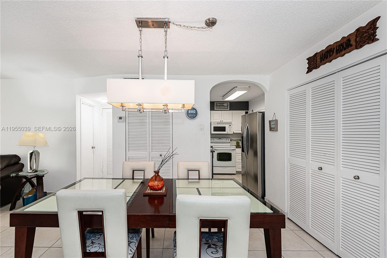 TOWNE ROYALE CONDO - Residential