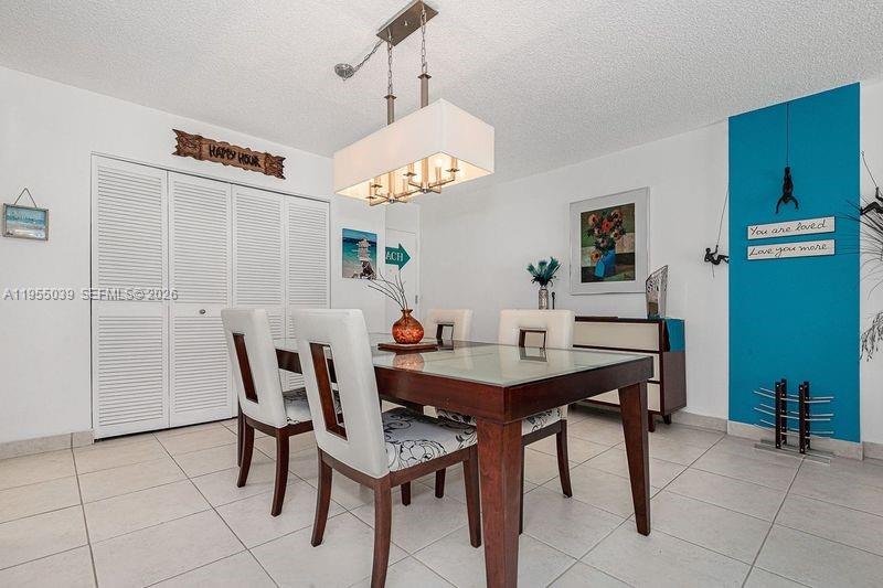 TOWNE ROYALE CONDO - Residential