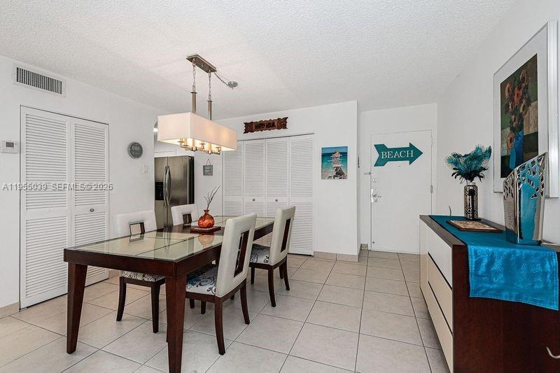 TOWNE ROYALE CONDO - Residential
