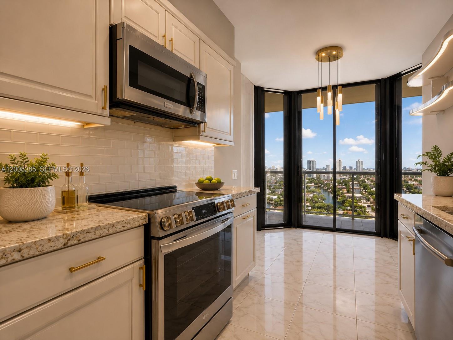 HARBORSIDE AT THE WATERWA - Residential