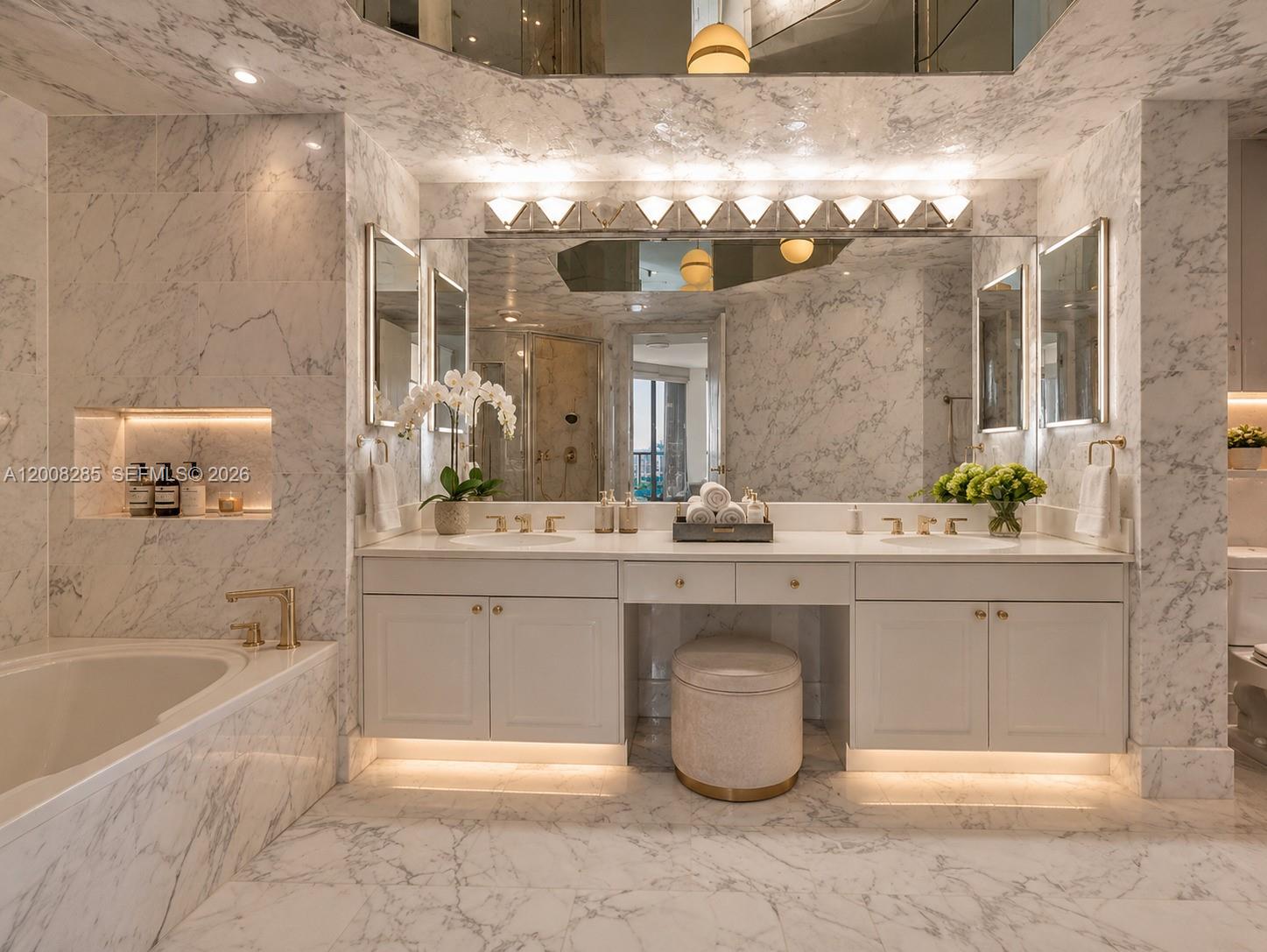 HARBORSIDE AT THE WATERWA - Residential