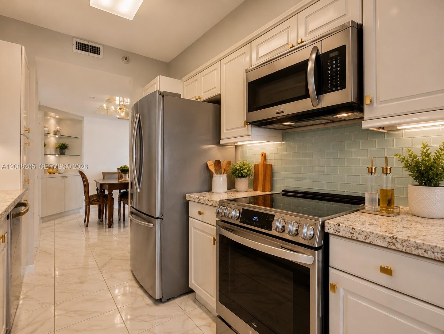 HARBORSIDE AT THE WATERWA - Residential