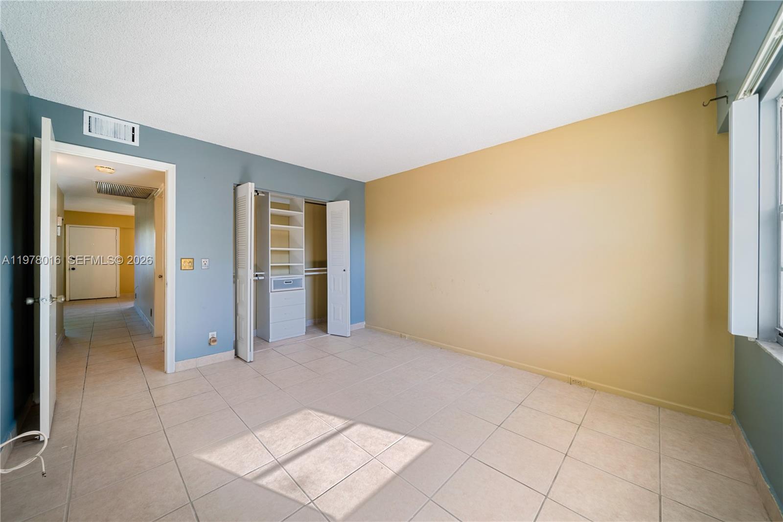 NEW HAMPTON AT CENTURY VI - Residential