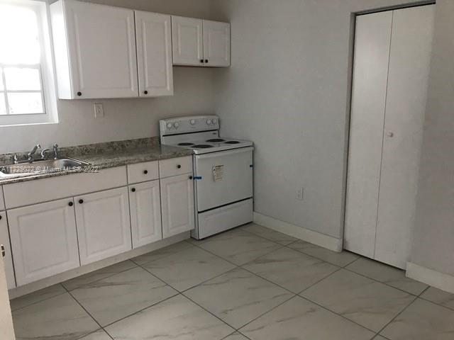 GROVELAND PK - Residential Lease
