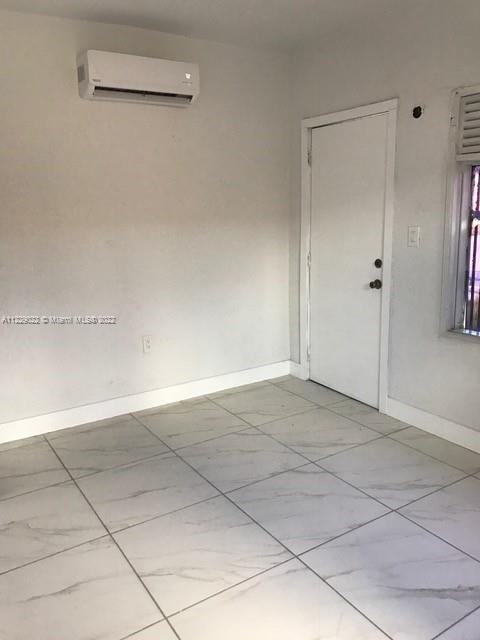 GROVELAND PK - Residential Lease