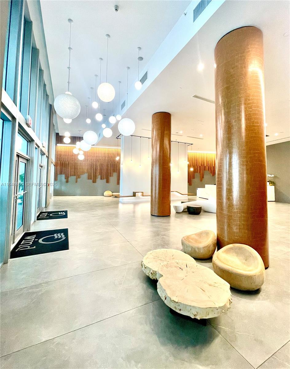 WIND CONDO - Residential Lease