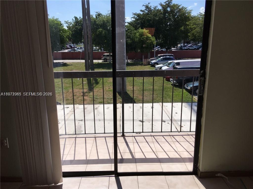HIALEAH CLUB VILLAS CONDO - Residential