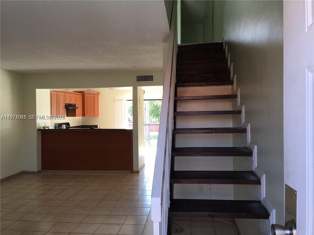 HIALEAH CLUB VILLAS CONDO - Residential