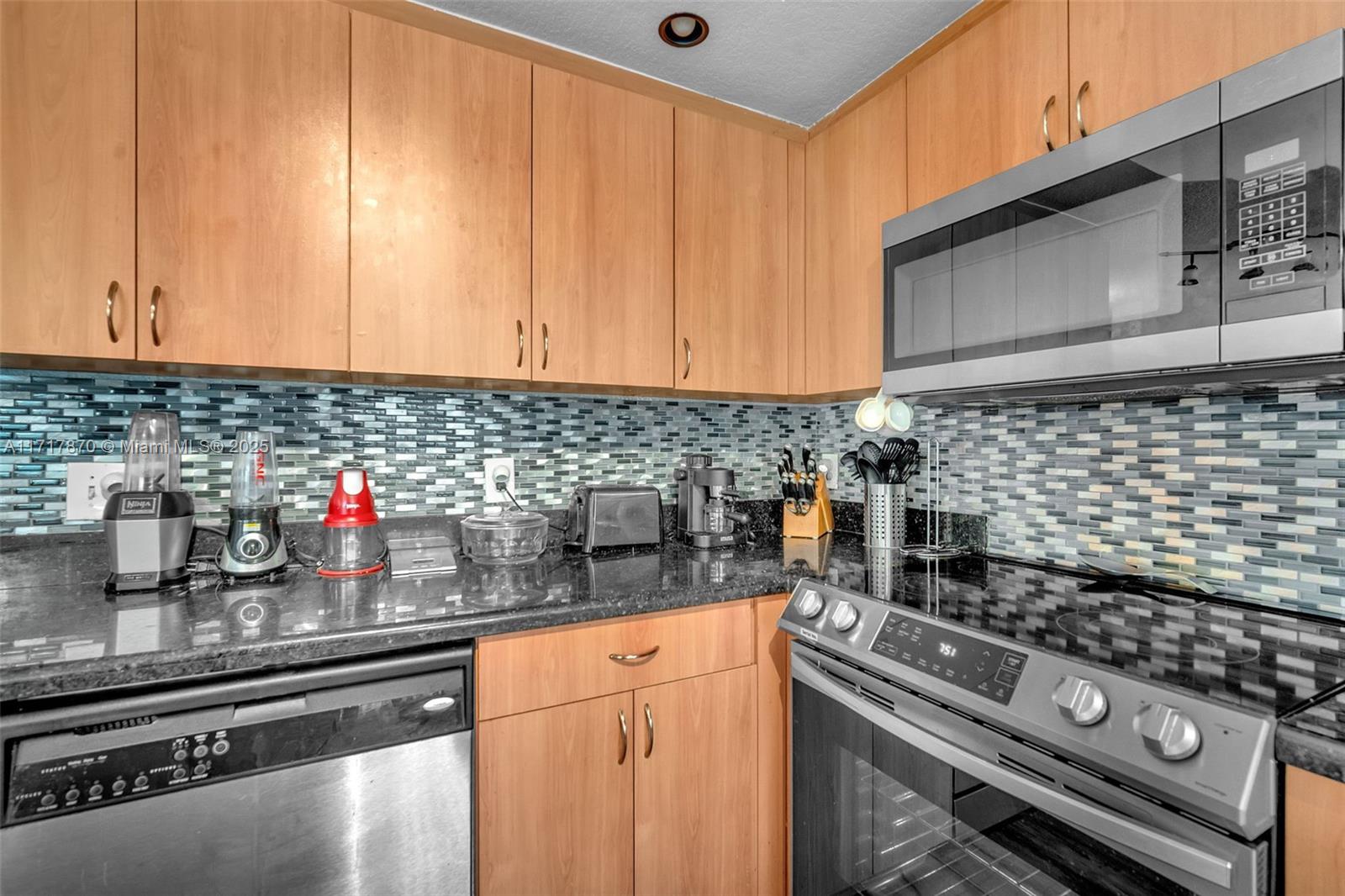 BELMONT AT NORTH LAUDERDA - Residential
