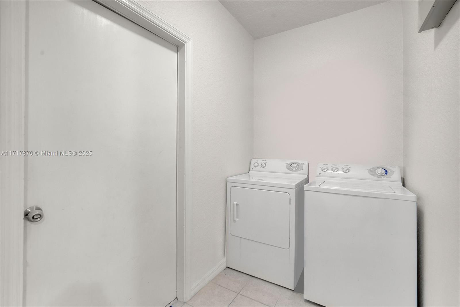 BELMONT AT NORTH LAUDERDA - Residential