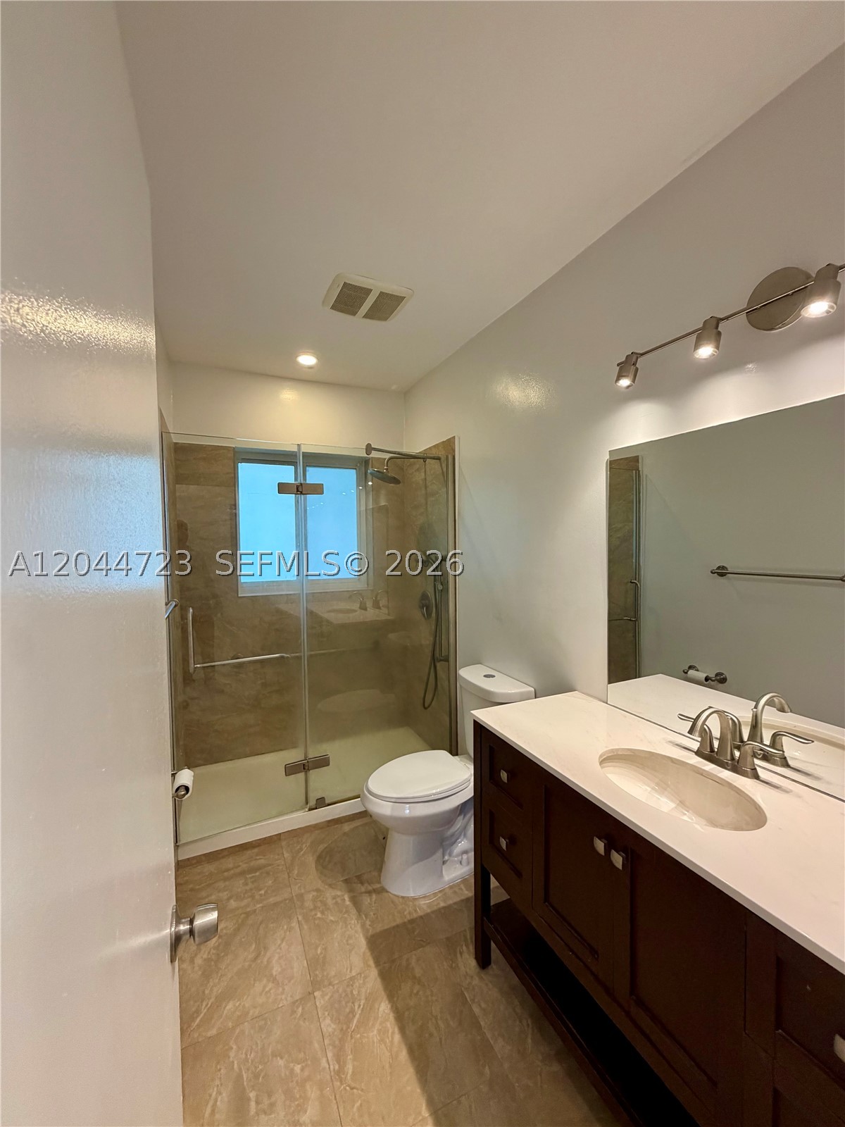 CORAL GABLES GRANADA SEC - Residential Lease