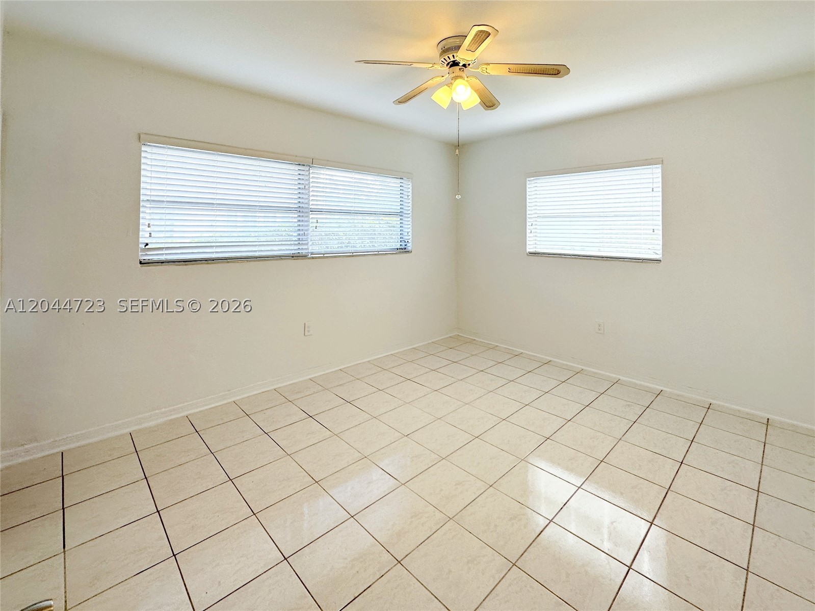 CORAL GABLES GRANADA SEC - Residential Lease