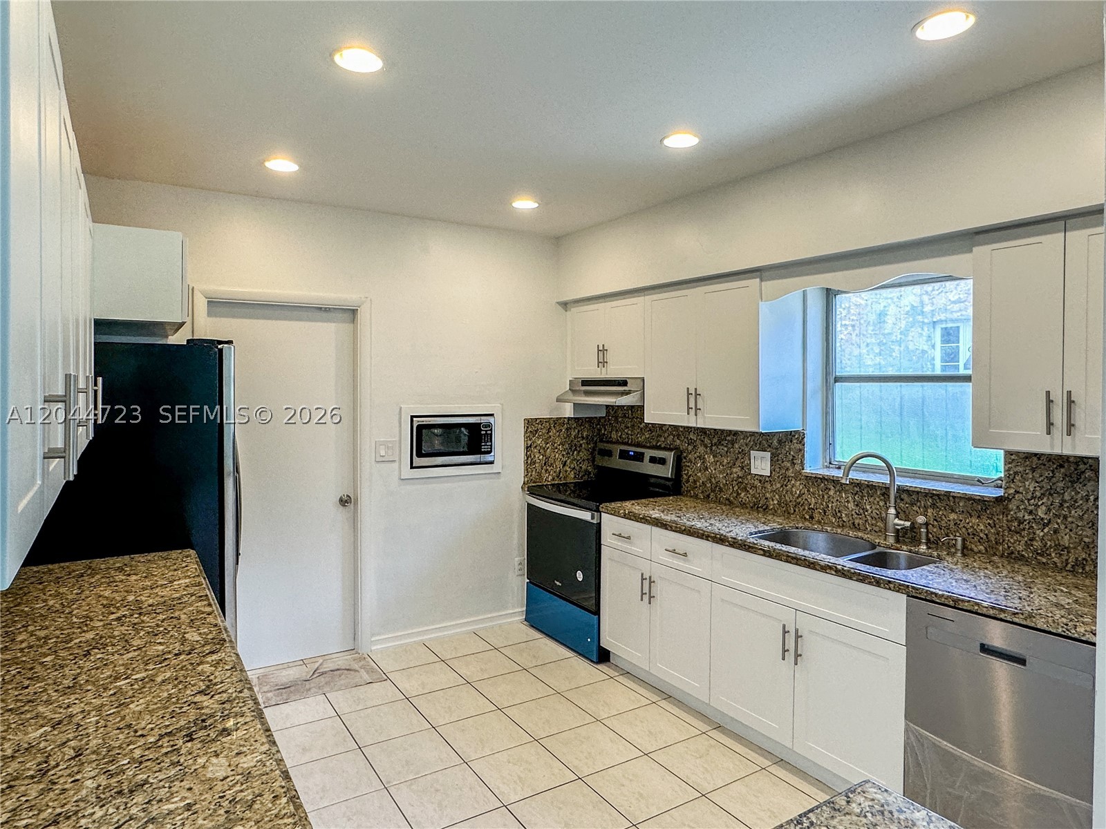 CORAL GABLES GRANADA SEC - Residential Lease