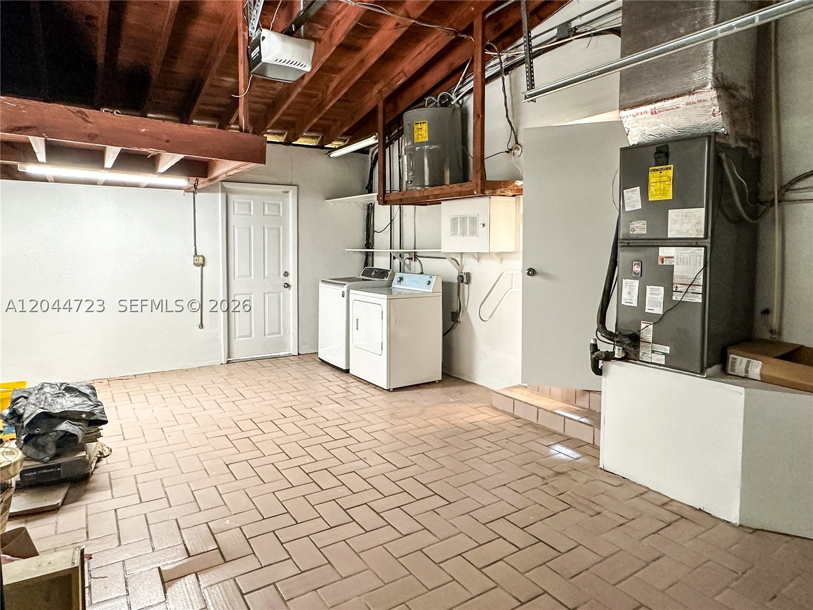 CORAL GABLES GRANADA SEC - Residential Lease