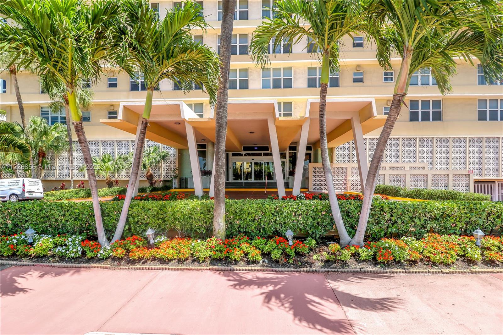 MIMOSA CONDO - Residential